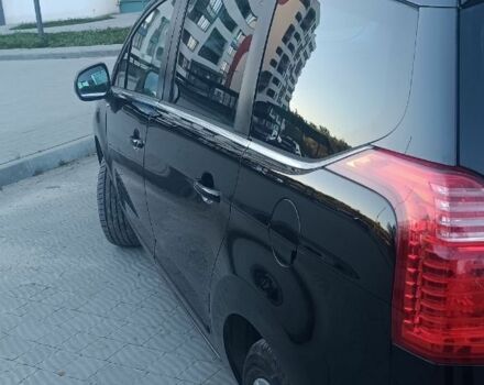 Черный Пежо 5008, объемом двигателя 1.6 л и пробегом 240 тыс. км за 6800 $, фото 4 на Automoto.ua