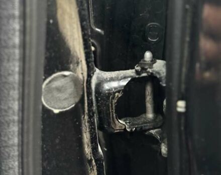 Чорний Пежо 5008, об'ємом двигуна 1.6 л та пробігом 200 тис. км за 4999 $, фото 85 на Automoto.ua