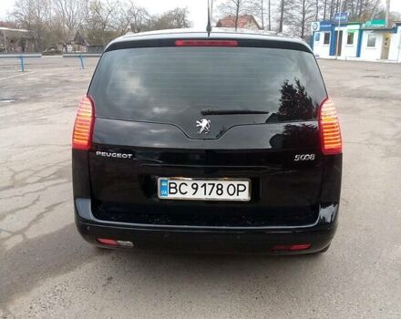 Чорний Пежо 5008, об'ємом двигуна 2 л та пробігом 220 тис. км за 9200 $, фото 5 на Automoto.ua