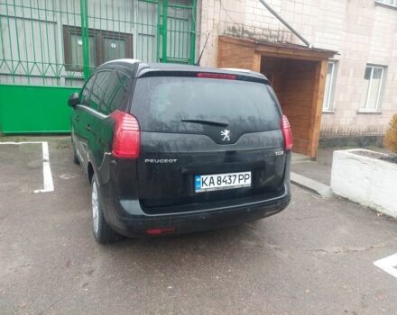 Черный Пежо 5008, объемом двигателя 1 л и пробегом 342 тыс. км за 6999 $, фото 5 на Automoto.ua