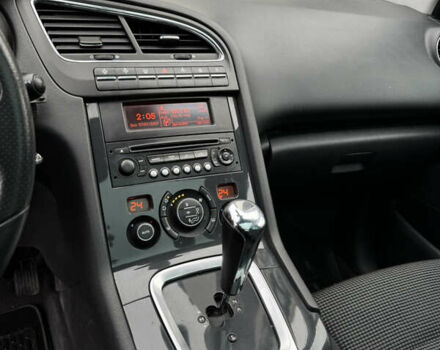 Черный Пежо 5008, объемом двигателя 1.56 л и пробегом 305 тыс. км за 6350 $, фото 27 на Automoto.ua