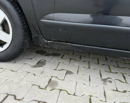 Черный Пежо 5008, объемом двигателя 1.56 л и пробегом 270 тыс. км за 4999 $, фото 5 на Automoto.ua