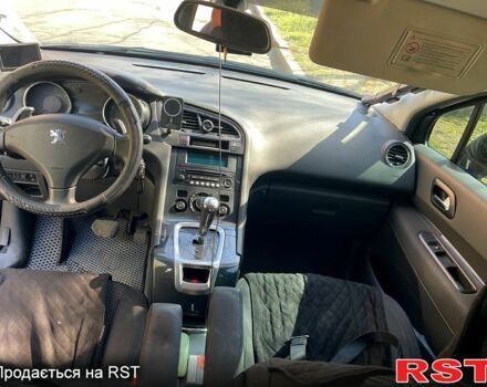 Черный Пежо 5008, объемом двигателя 1.6 л и пробегом 287 тыс. км за 8200 $, фото 3 на Automoto.ua