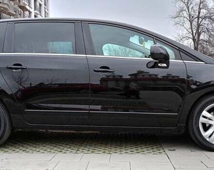 Черный Пежо 5008, объемом двигателя 1.56 л и пробегом 304 тыс. км за 8400 $, фото 12 на Automoto.ua