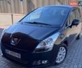 Черный Пежо 5008, объемом двигателя 2 л и пробегом 270 тыс. км за 8999 $, фото 1 на Automoto.ua