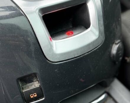 Чорний Пежо 5008, об'ємом двигуна 1.6 л та пробігом 200 тис. км за 4999 $, фото 71 на Automoto.ua