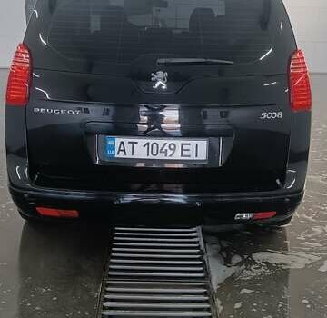 Чорний Пежо 5008, об'ємом двигуна 1.6 л та пробігом 165 тис. км за 8000 $, фото 1 на Automoto.ua