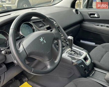 Черный Пежо 5008, объемом двигателя 2 л и пробегом 221 тыс. км за 9300 $, фото 12 на Automoto.ua
