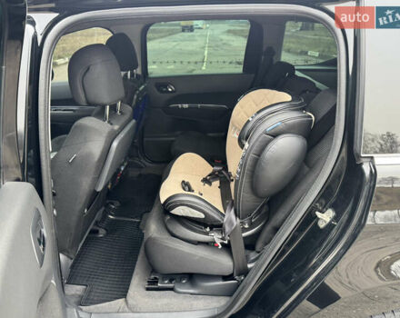 Черный Пежо 5008, объемом двигателя 1.56 л и пробегом 356 тыс. км за 8199 $, фото 12 на Automoto.ua