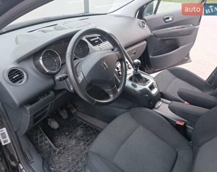 Черный Пежо 5008, объемом двигателя 2 л и пробегом 254 тыс. км за 9600 $, фото 24 на Automoto.ua