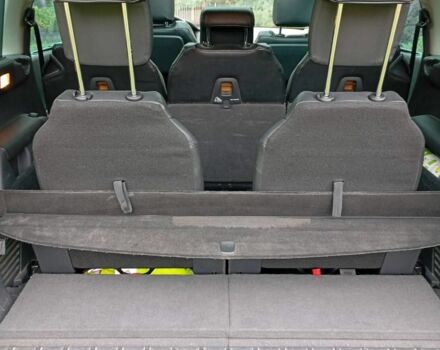 Черный Пежо 5008, объемом двигателя 0 л и пробегом 219 тыс. км за 7300 $, фото 7 на Automoto.ua