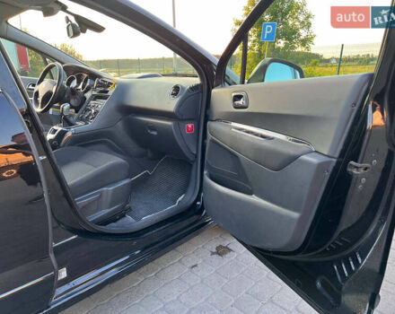 Черный Пежо 5008, объемом двигателя 1.6 л и пробегом 240 тыс. км за 6200 $, фото 9 на Automoto.ua