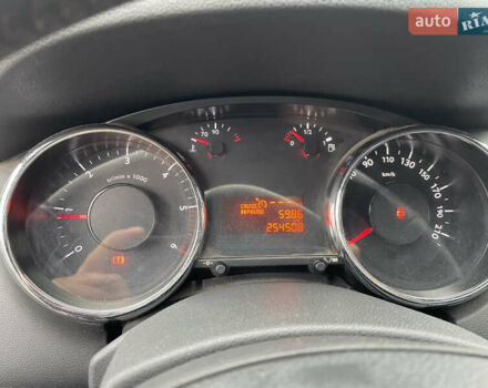 Черный Пежо 5008, объемом двигателя 1.6 л и пробегом 254 тыс. км за 7300 $, фото 23 на Automoto.ua