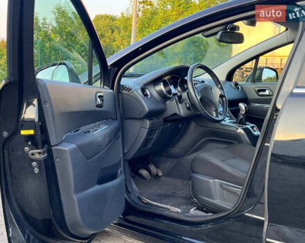 Черный Пежо 5008, объемом двигателя 1.6 л и пробегом 240 тыс. км за 6200 $, фото 16 на Automoto.ua