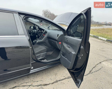 Черный Пежо 5008, объемом двигателя 1.56 л и пробегом 356 тыс. км за 8199 $, фото 20 на Automoto.ua