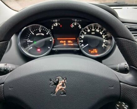 Черный Пежо 5008, объемом двигателя 1.56 л и пробегом 123 тыс. км за 7650 $, фото 28 на Automoto.ua