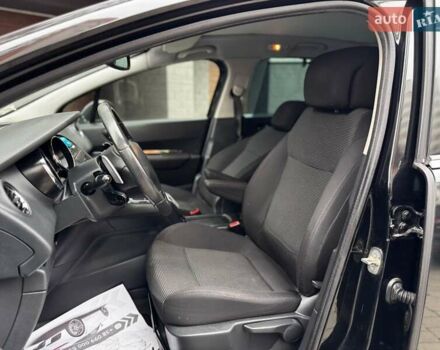 Чорний Пежо 5008, об'ємом двигуна 1.56 л та пробігом 208 тис. км за 8300 $, фото 33 на Automoto.ua
