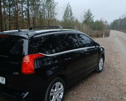 Черный Пежо 5008, объемом двигателя 1.56 л и пробегом 123 тыс. км за 7650 $, фото 12 на Automoto.ua