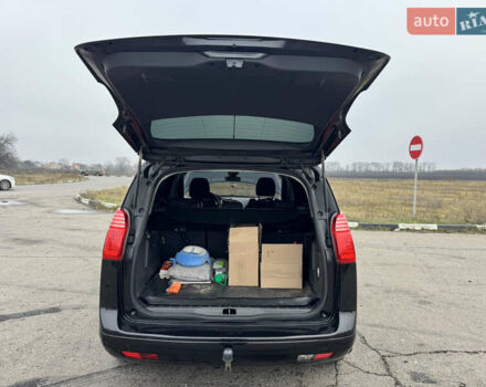 Черный Пежо 5008, объемом двигателя 1.56 л и пробегом 356 тыс. км за 8199 $, фото 27 на Automoto.ua