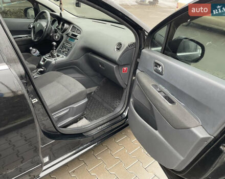 Черный Пежо 5008, объемом двигателя 1.6 л и пробегом 254 тыс. км за 7300 $, фото 21 на Automoto.ua