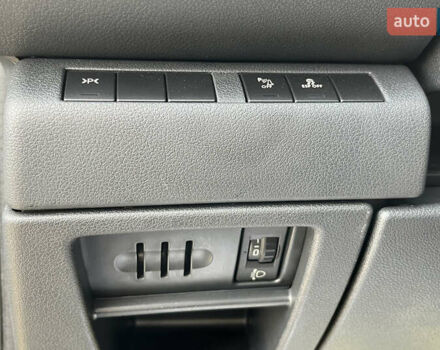 Черный Пежо 5008, объемом двигателя 2 л и пробегом 221 тыс. км за 9300 $, фото 13 на Automoto.ua