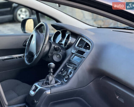Чорний Пежо 5008, об'ємом двигуна 1.6 л та пробігом 240 тис. км за 7850 $, фото 32 на Automoto.ua
