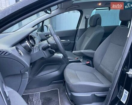 Черный Пежо 5008, объемом двигателя 1.6 л и пробегом 237 тыс. км за 8990 $, фото 8 на Automoto.ua