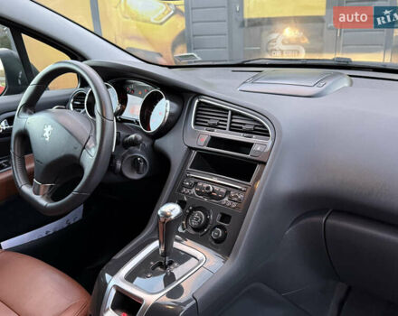 Чорний Пежо 5008, об'ємом двигуна 1.6 л та пробігом 224 тис. км за 7999 $, фото 25 на Automoto.ua