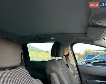 Черный Пежо 5008, объемом двигателя 1.6 л и пробегом 250 тыс. км за 7799 $, фото 30 на Automoto.ua