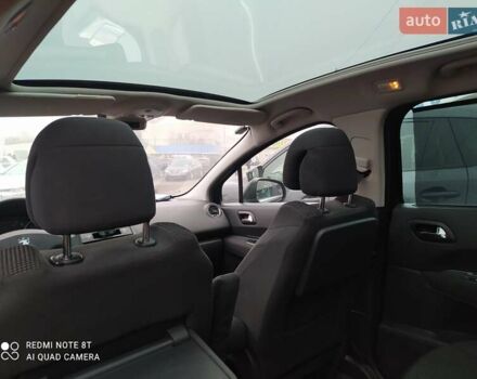 Черный Пежо 5008, объемом двигателя 1.6 л и пробегом 235 тыс. км за 8950 $, фото 4 на Automoto.ua