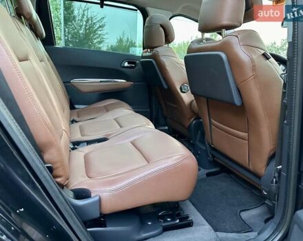 Пежо 5008 2012 у Стрые на Automoto.ua Чорний Пежо 5008, об'ємом двигуна 1.6 л та пробігом 225 тис. км за 7999 $, фото 71 на Automoto.ua