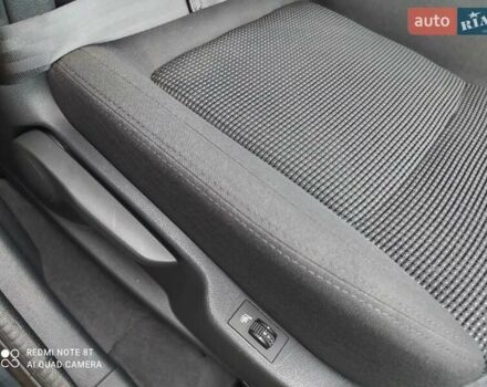 Черный Пежо 5008, объемом двигателя 1.6 л и пробегом 235 тыс. км за 8950 $, фото 2 на Automoto.ua