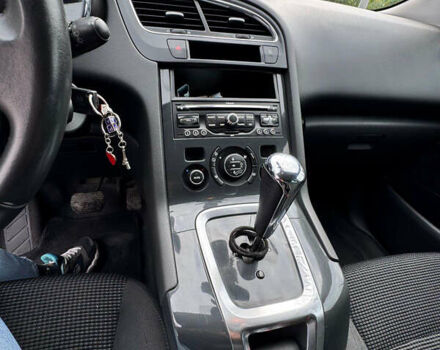 Чорний Пежо 5008, об'ємом двигуна 1.56 л та пробігом 305 тис. км за 8500 $, фото 6 на Automoto.ua