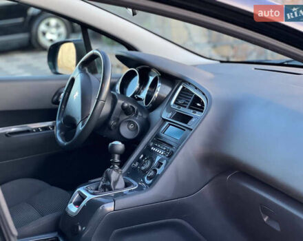Черный Пежо 5008, объемом двигателя 1.6 л и пробегом 250 тыс. км за 7799 $, фото 26 на Automoto.ua