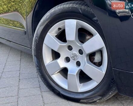 Пежо 5008 2012 у Стрые на Automoto.ua Чорний Пежо 5008, об'ємом двигуна 1.6 л та пробігом 225 тис. км за 7999 $, фото 104 на Automoto.ua