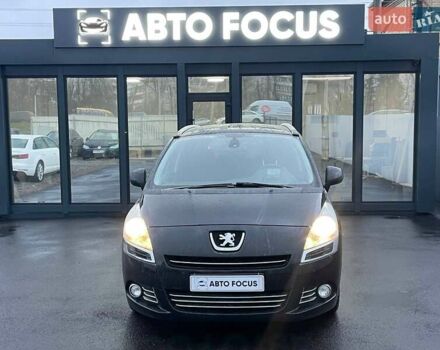 Черный Пежо 5008, объемом двигателя 1.6 л и пробегом 237 тыс. км за 8990 $, фото 2 на Automoto.ua