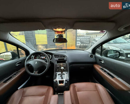 Чорний Пежо 5008, об'ємом двигуна 1.6 л та пробігом 224 тис. км за 7999 $, фото 4 на Automoto.ua
