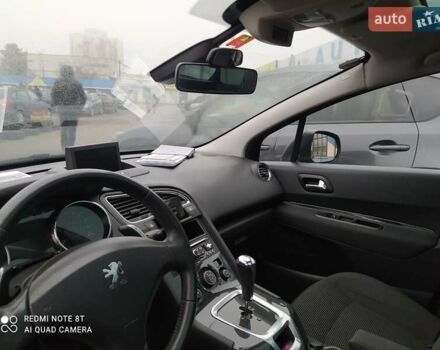 Черный Пежо 5008, объемом двигателя 1.6 л и пробегом 235 тыс. км за 8950 $, фото 8 на Automoto.ua