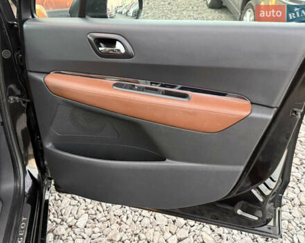 Чорний Пежо 5008, об'ємом двигуна 1.6 л та пробігом 224 тис. км за 7999 $, фото 27 на Automoto.ua