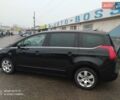 Черный Пежо 5008, объемом двигателя 1.6 л и пробегом 235 тыс. км за 8950 $, фото 5 на Automoto.ua