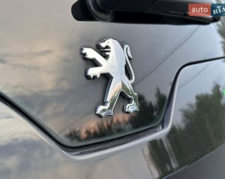 Пежо 5008 2012 у Стрые на Automoto.ua Чорний Пежо 5008, об'ємом двигуна 1.6 л та пробігом 225 тис. км за 7999 $, фото 59 на Automoto.ua