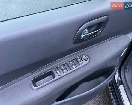 Черный Пежо 5008, объемом двигателя 1.6 л и пробегом 237 тыс. км за 8990 $, фото 16 на Automoto.ua