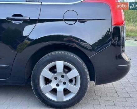 Пежо 5008 2012 у Стрые на Automoto.ua Чорний Пежо 5008, об'ємом двигуна 1.6 л та пробігом 225 тис. км за 7999 $, фото 57 на Automoto.ua