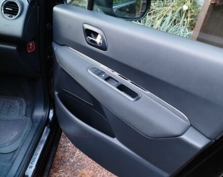 Чорний Пежо 5008, об'ємом двигуна 1.6 л та пробігом 210 тис. км за 7200 $, фото 2 на Automoto.ua