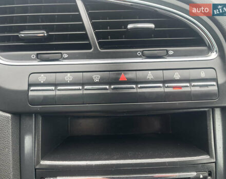 Черный Пежо 5008, объемом двигателя 1.6 л и пробегом 268 тыс. км за 9200 $, фото 7 на Automoto.ua