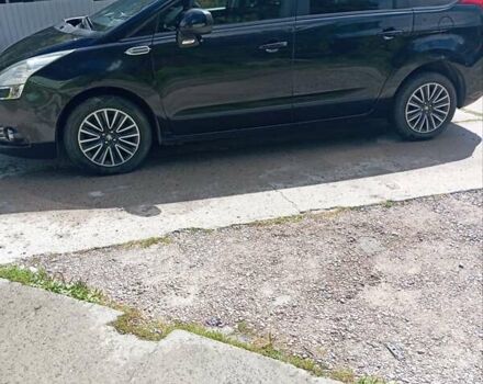 Черный Пежо 5008, объемом двигателя 1.6 л и пробегом 251 тыс. км за 8500 $, фото 4 на Automoto.ua