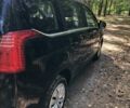 Чорний Пежо 5008, об'ємом двигуна 1.6 л та пробігом 275 тис. км за 6999 $, фото 3 на Automoto.ua