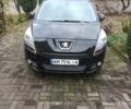 Черный Пежо 5008, объемом двигателя 1.6 л и пробегом 145 тыс. км за 6200 $, фото 1 на Automoto.ua
