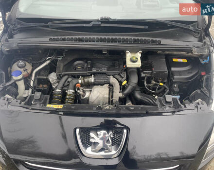 Черный Пежо 5008, объемом двигателя 1.6 л и пробегом 268 тыс. км за 9200 $, фото 12 на Automoto.ua