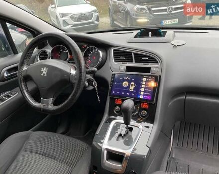 Черный Пежо 5008, объемом двигателя 2 л и пробегом 240 тыс. км за 11600 $, фото 9 на Automoto.ua